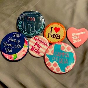Gamma phi beta buttons